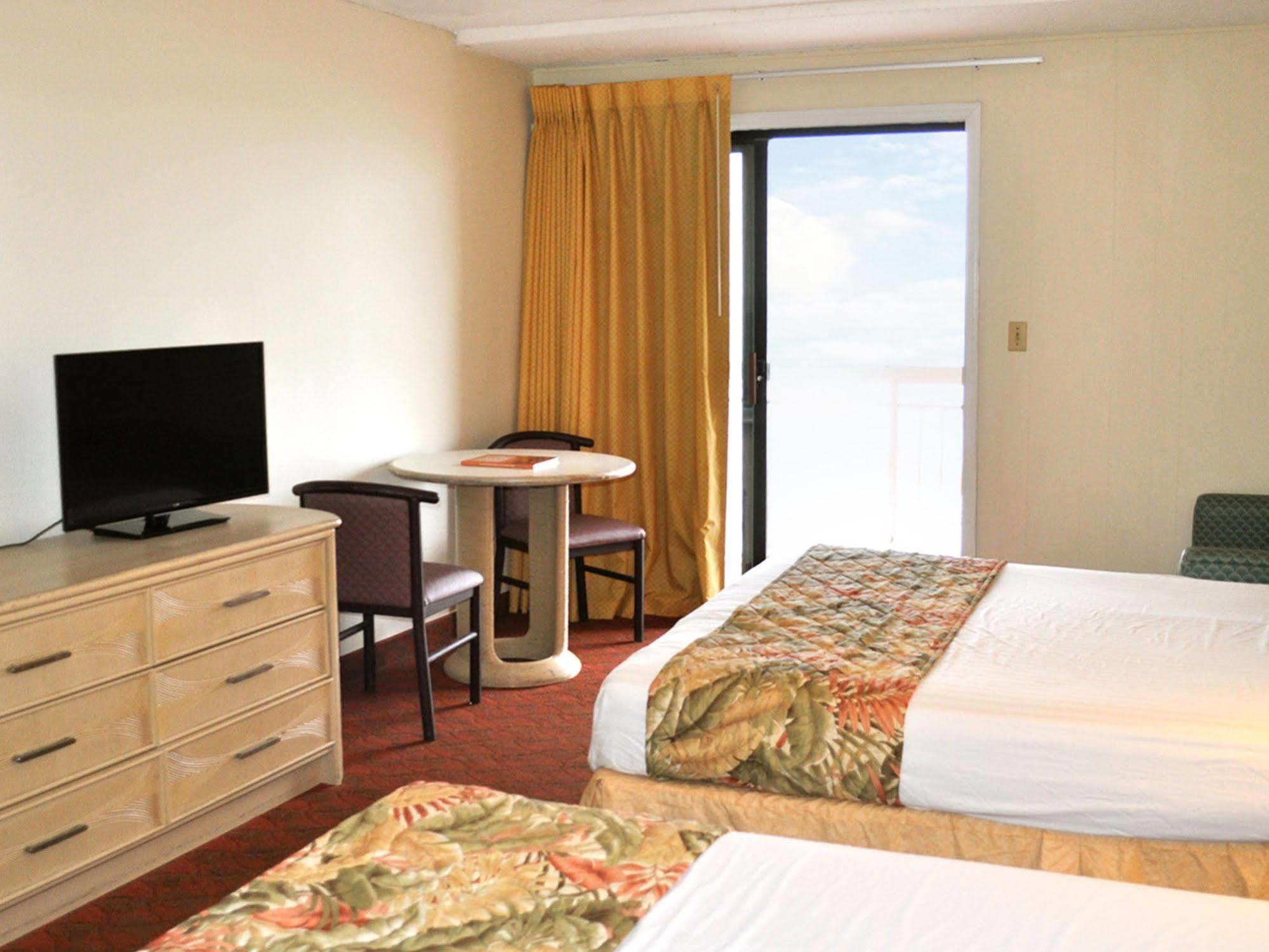 Castaway & Swim Up Bar Motel 3*
