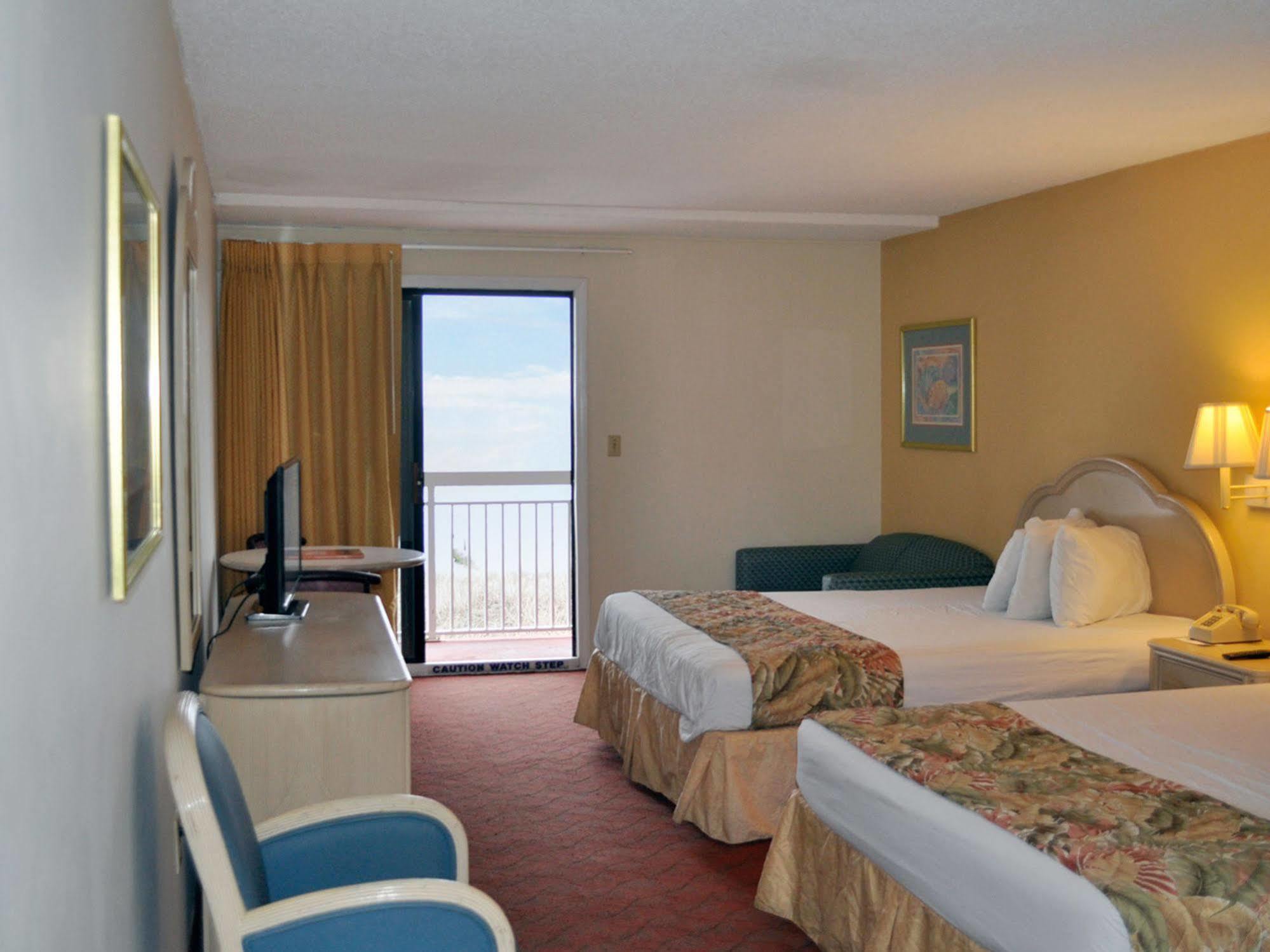 Motel Castaway & Swim Up Bar North Myrtle Beach