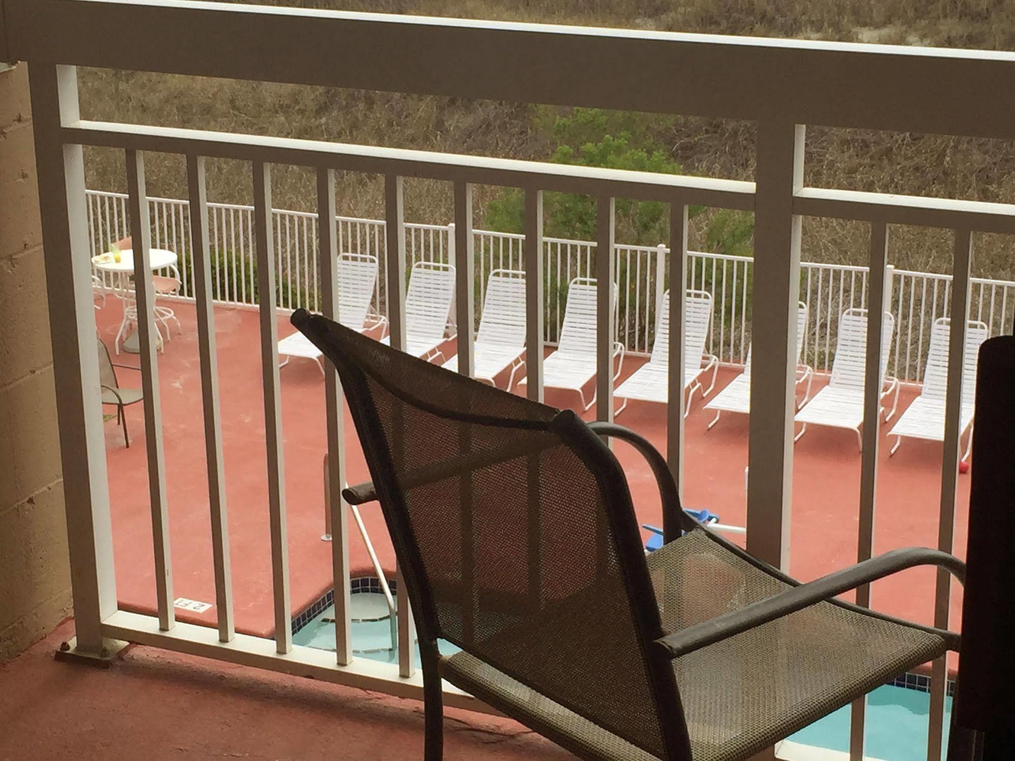 Castaway & Swim Up Bar North Myrtle Beach